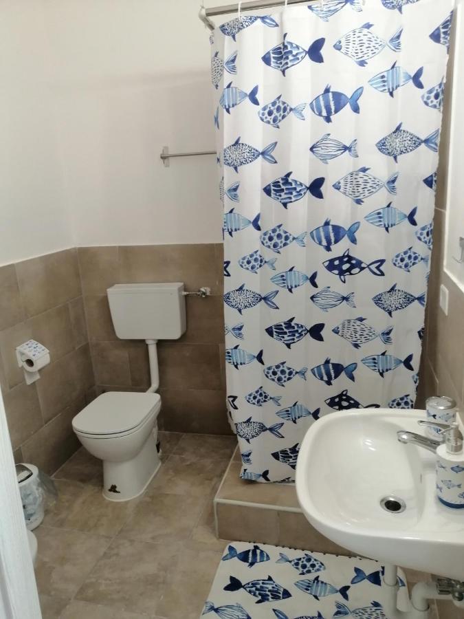 Albergo Blue Fish Albisola Superiore Exterior foto